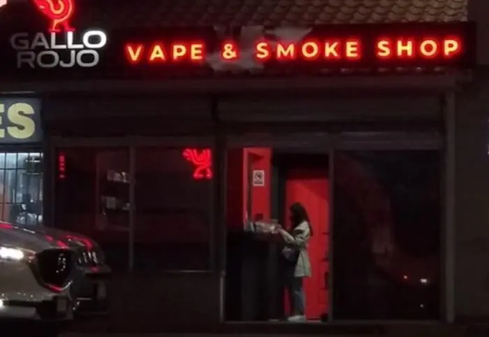 Gallo Rojo Vape & Smoke Shop El Prado